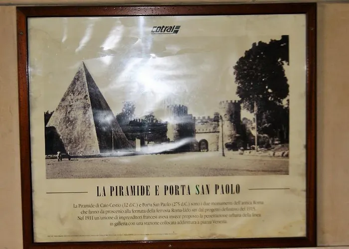 Konukevi I Piramide 3*