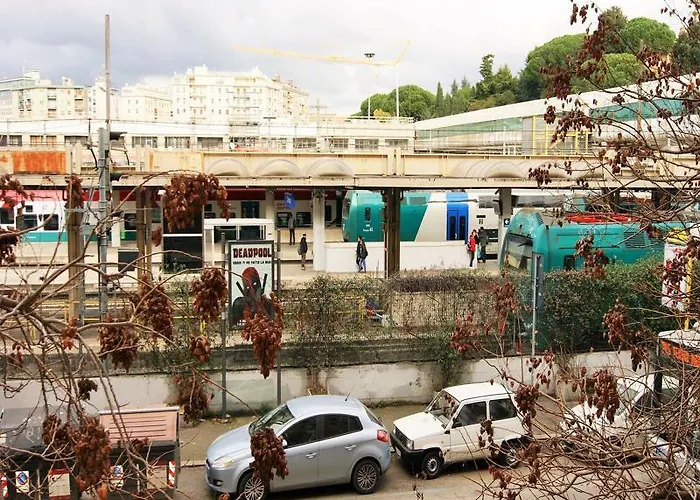 Konukevi I Piramide Roma